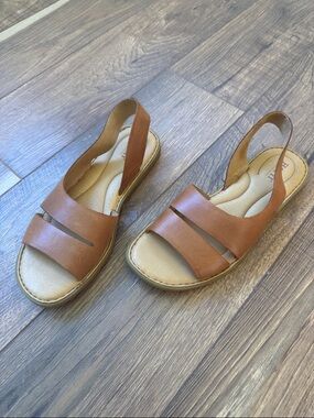 Born Leather Slingback Sandals - Brown